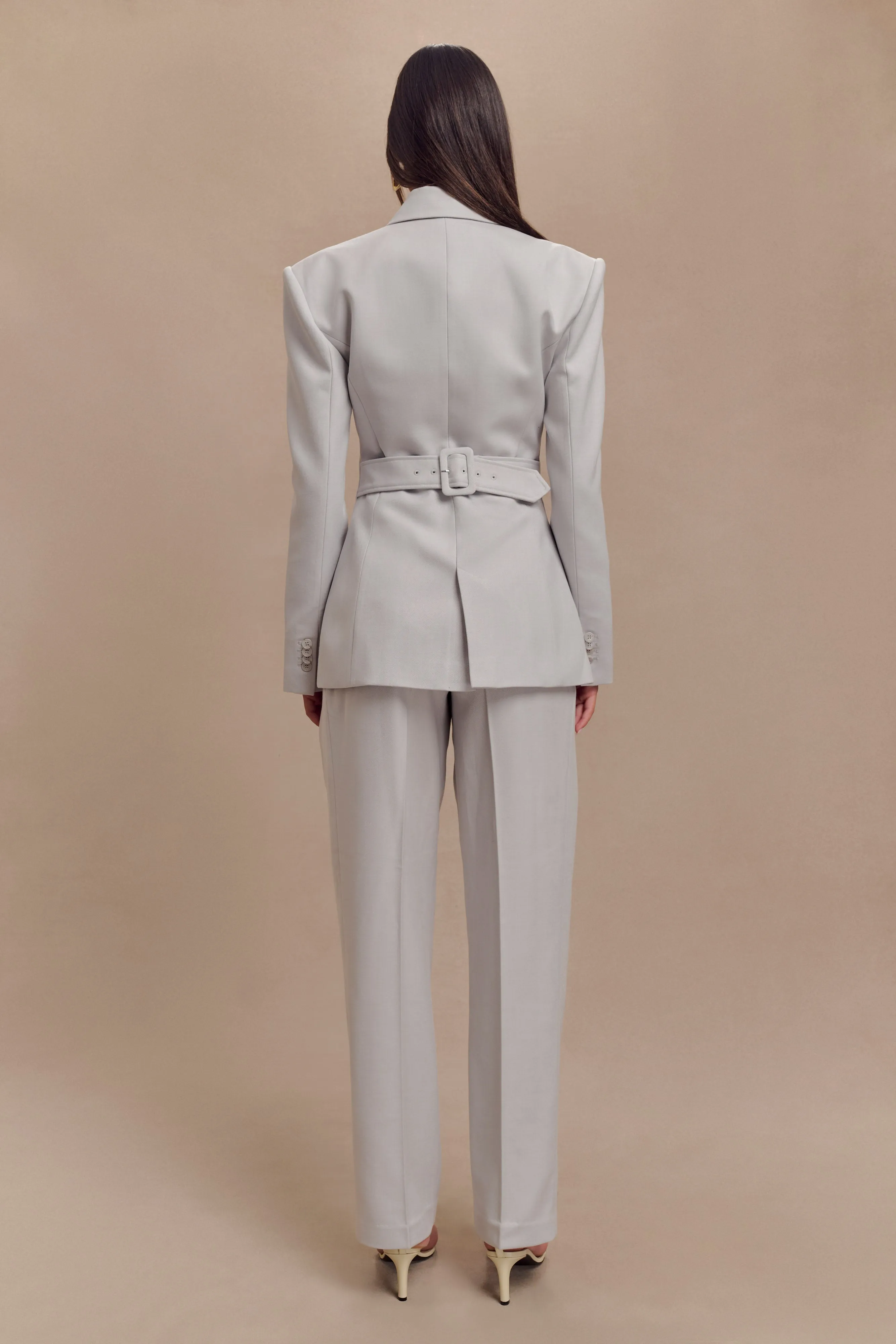Stylish Grey Cinched Blazer for a Tailored Look